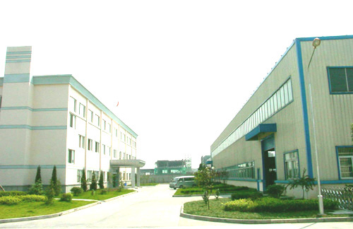 冠航機(jī)械庫房一角